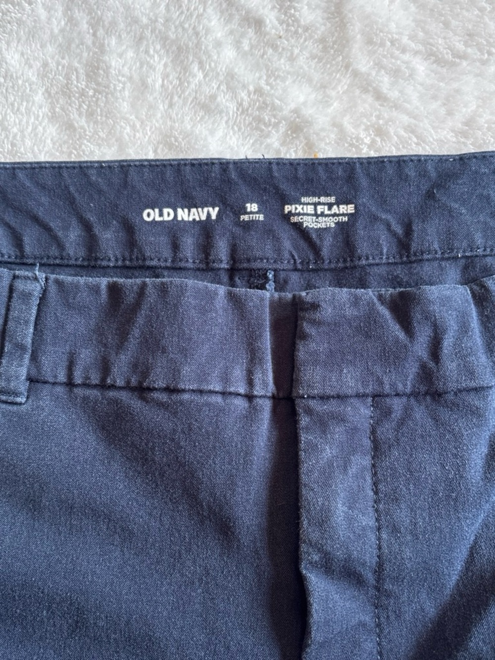 Old Navy Men's Navy High-Rise Pixie Flare Dress Pants